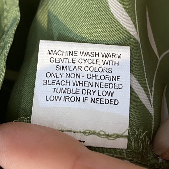 NEW NOTATIONS -- Olive Green Blouse, White Leaf Design, Sleeveless, Loose, Flowy - Picture 14 of 14